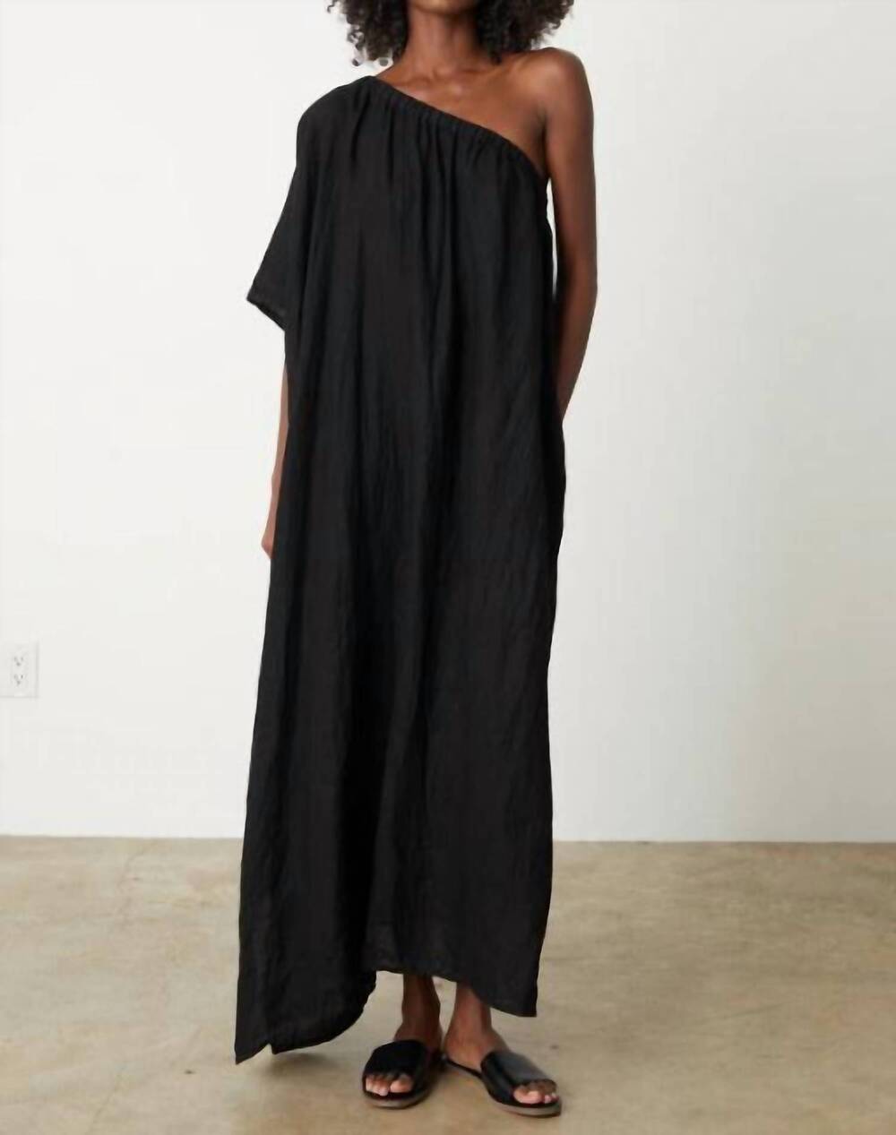 NEW VELVET BY GRAHAM & SPENCER andrea linen one shoulder dress in black